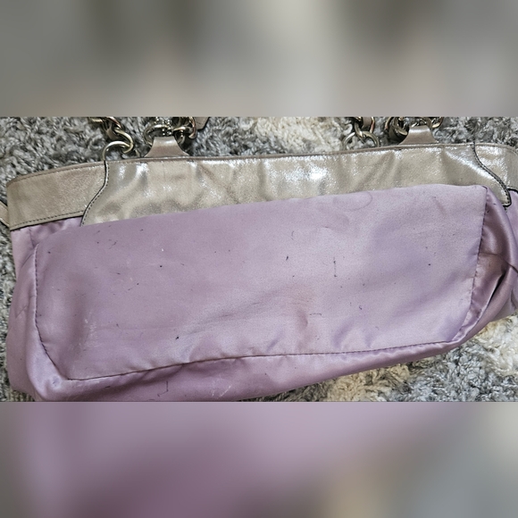 Coach 2011 G1194-18694 Chelsea East West Champagne Shimmer Leather Shoulder Bag - Picture 16 of 16